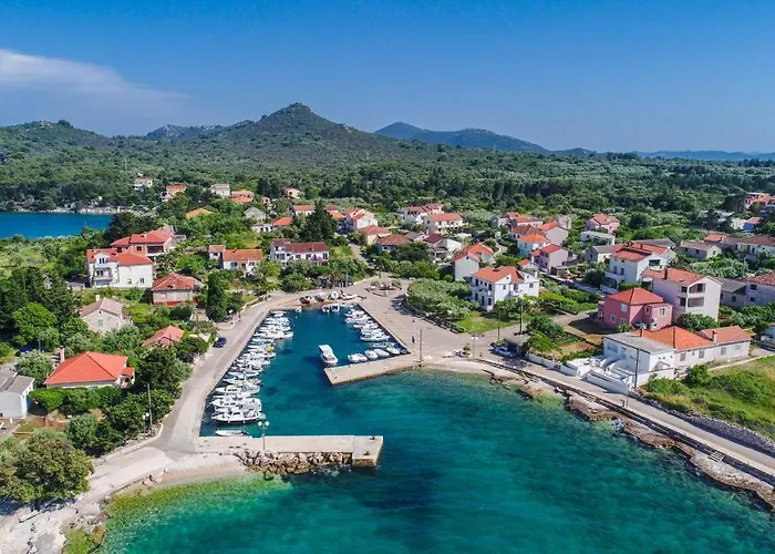 8241e Διαμέρισμα Ugljan